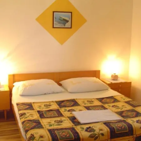 In With Sea View, Balcony, Wifi Apartment Pakostane