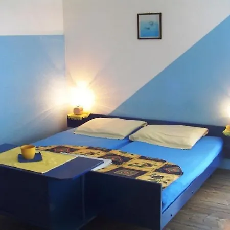 In With Sea View, Balcony, Wifi