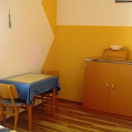 Apartman In With Sea View, Balcony, Wifi *