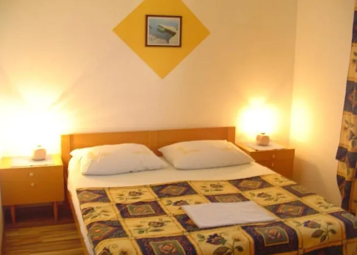 In With Sea View, Balcony, Wifi Апартаменты Пакоштане